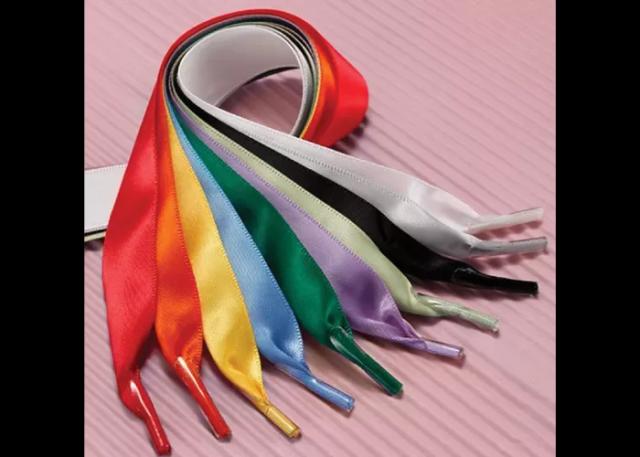 Ribbon Handle